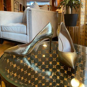 Women's Casadei Gold Pumps Size 10